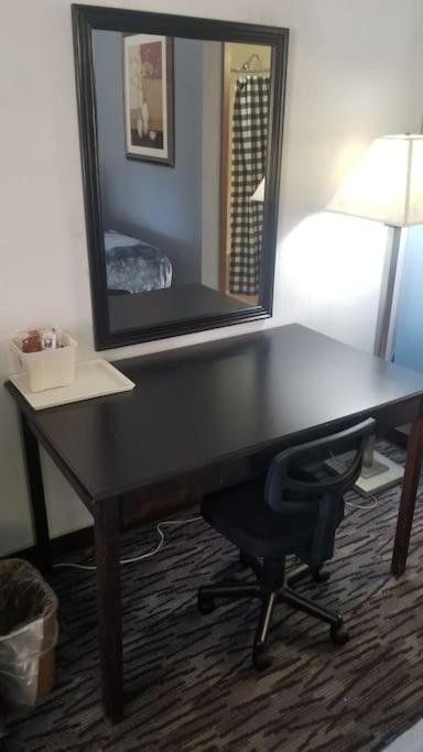 Osu Queen Bed Hotel Room 217 Wi-Fi Stillwater Exterior foto