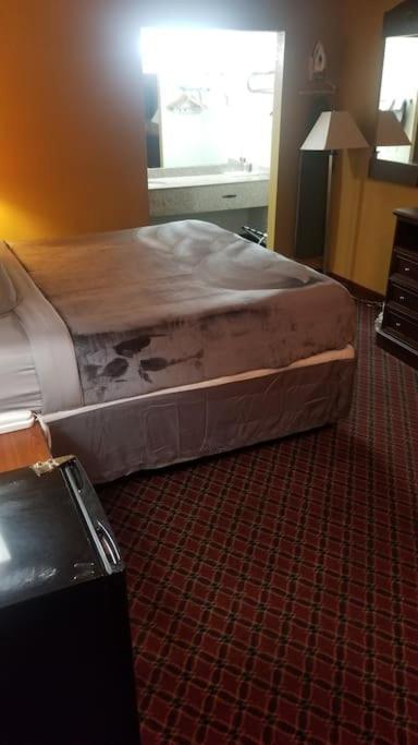 Osu Queen Bed Hotel Room 217 Wi-Fi Stillwater Exterior foto